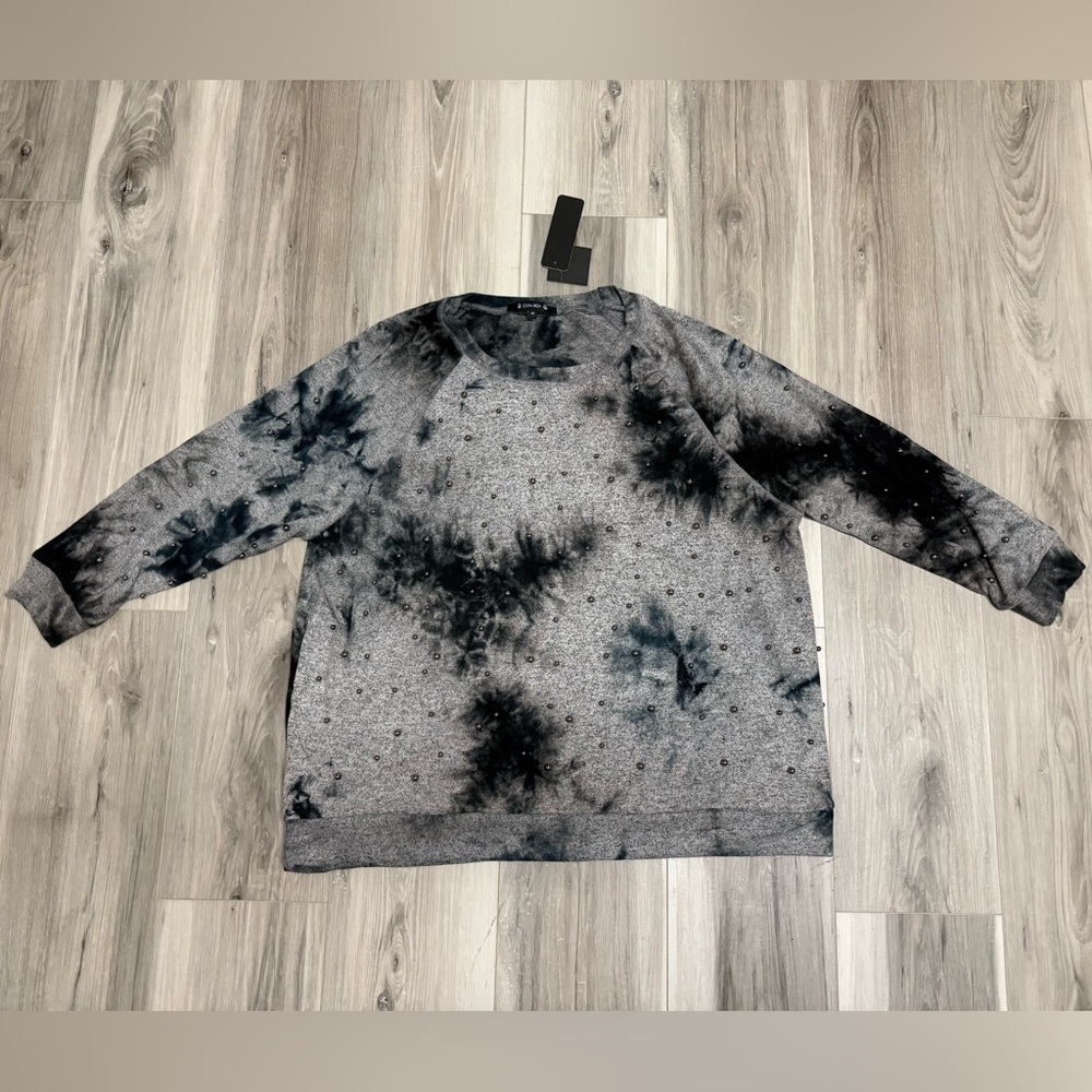 Gray and Black Tie-Dye Sweatshirt